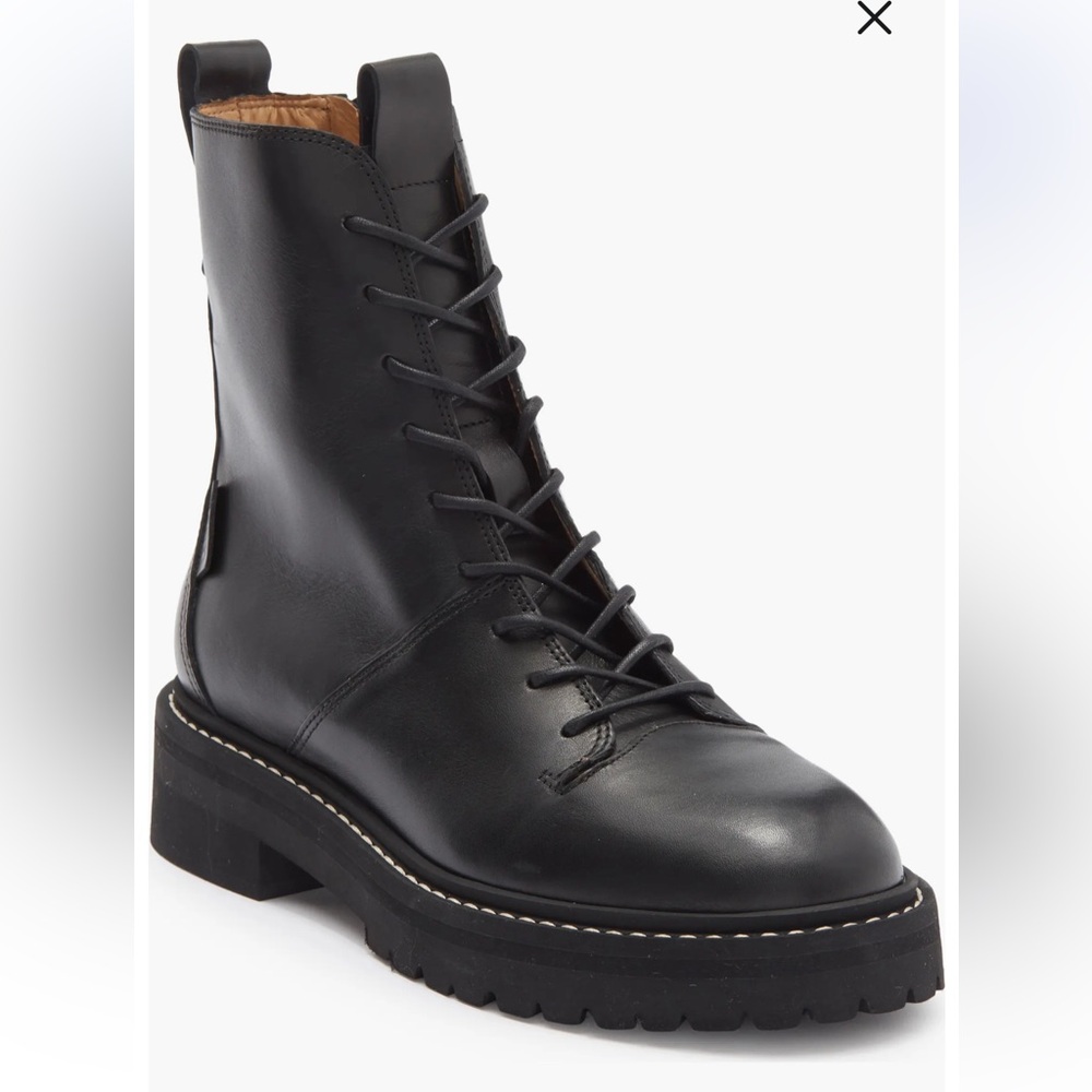 LABUCQ Tankie II Lug Sole Black Leather Lace-Up Women's Combat Boot